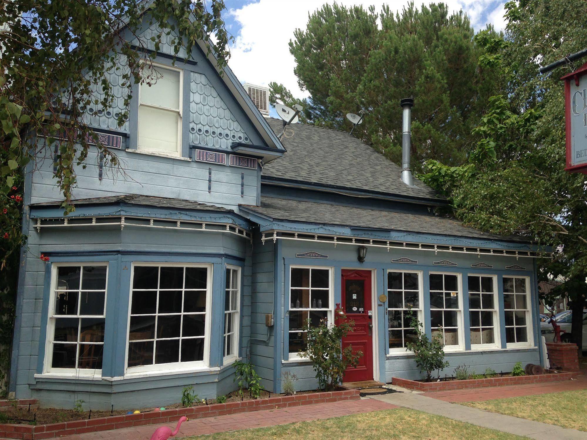 The Hostel California Bishop Exterior photo