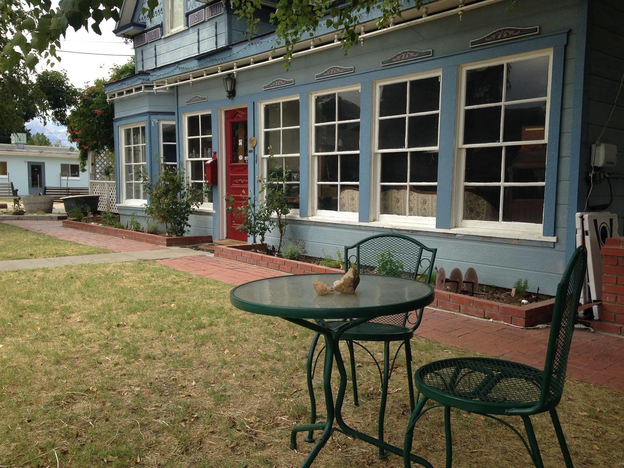 The Hostel California Bishop Exterior photo